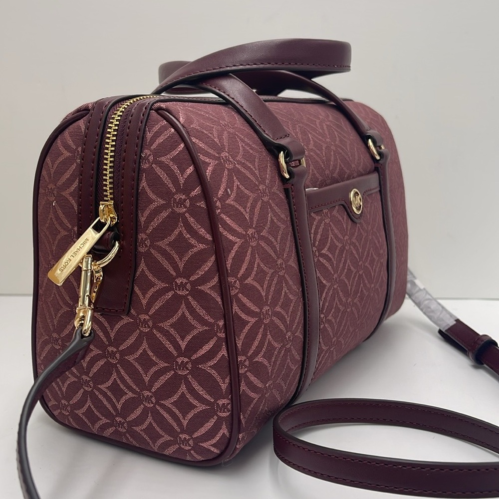 MICHAEL KORS JST TRAVEL MEDIUM DUFFLE SATCHEL SHOULDER CROSSBODY BAG MK … - Picture 3 of 16